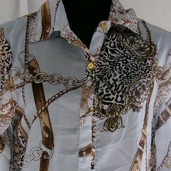 Fashion nova Blue button up blouse size small - Picture 3 of 3